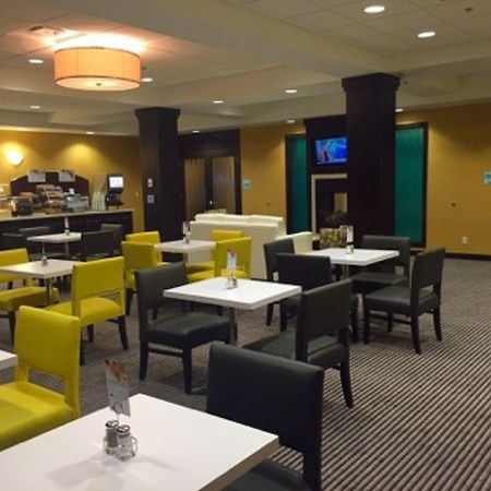 Holiday Inn Express Thunder Bay By Ihg Eksteriør billede
